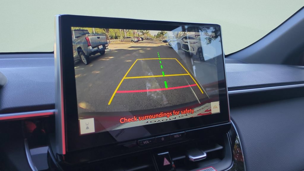 Used 2026 Toyota Corolla Cross XLE w/ Convenience Package FWD image 18
