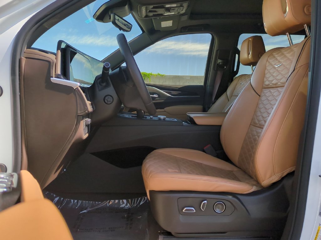 Certified 2024 Cadillac Escalade Sport AWD/4WD image 22