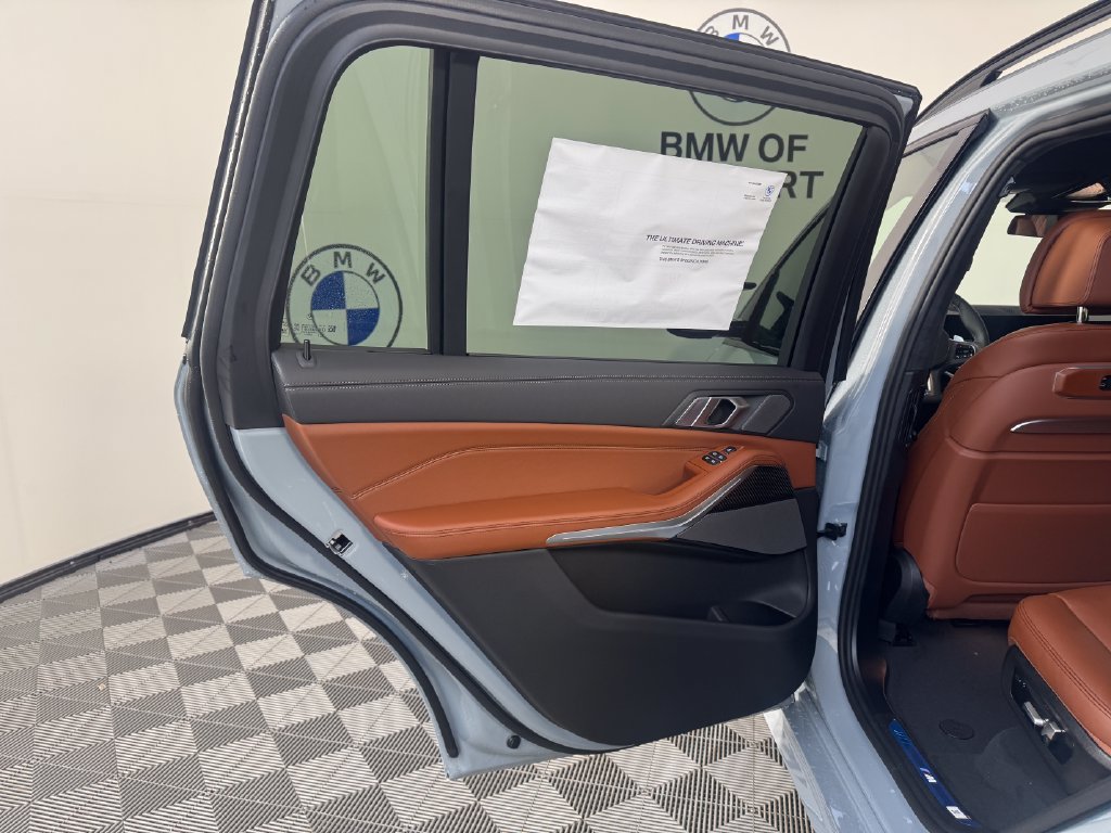 New 2027 BMW X7 M60i AWD/4WD image 18