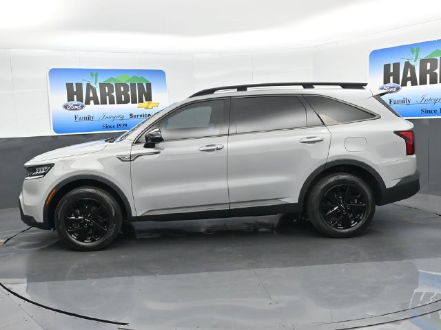 Used 2023 Kia Sorento S AWD/4WD image 2