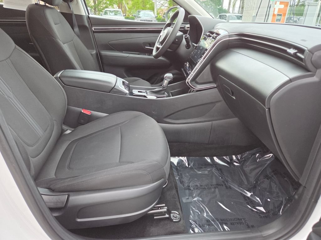 Used 2024 Hyundai Tucson SEL FWD image 11