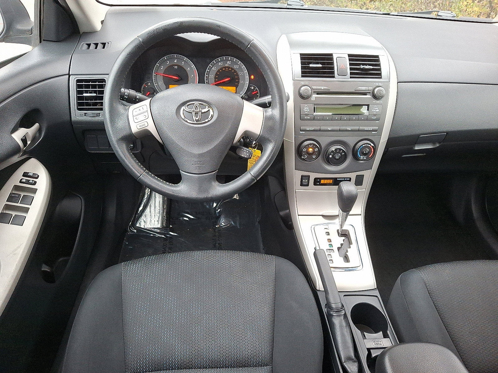 Used 2010 Toyota Corolla S image 11