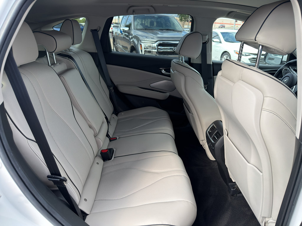 Certified 2025 Acura RDX SH-AWD w/ Advance Package image 17