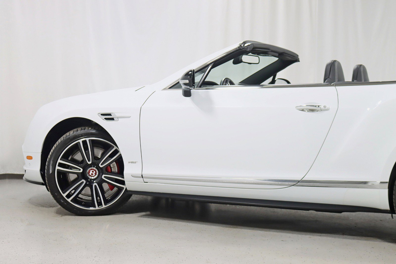 Used 2017 Bentley Continental GT V8 S image 13