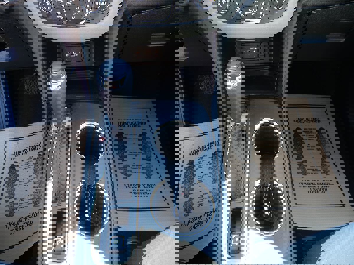 Used 2019 Chevrolet Equinox LS w/ LS Convenience Package image 11