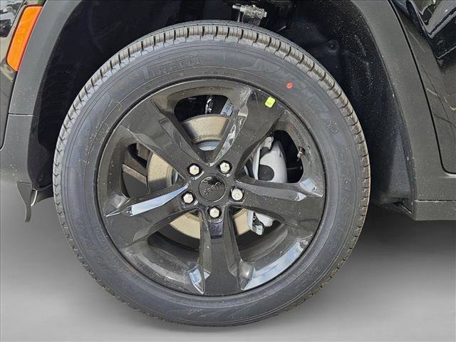 New 2026 Jeep Grand Cherokee Limited image 10