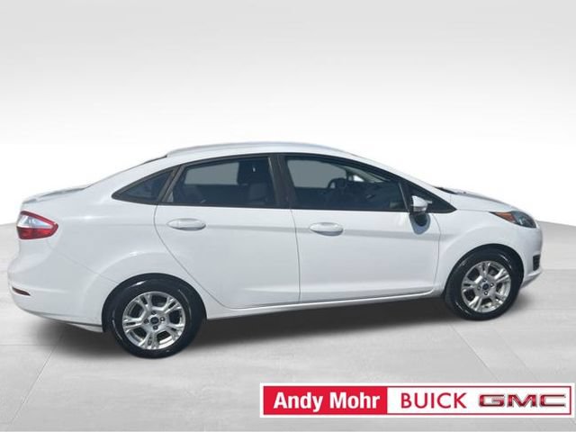 Used 2015 Ford Fiesta SE w/ Comfort Package FWD image 11