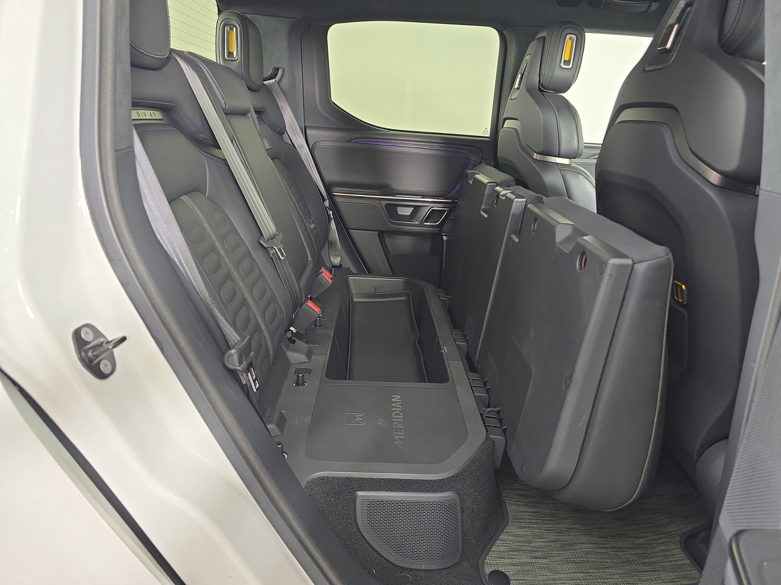 Used 2022 Rivian R1T Adventure image 24