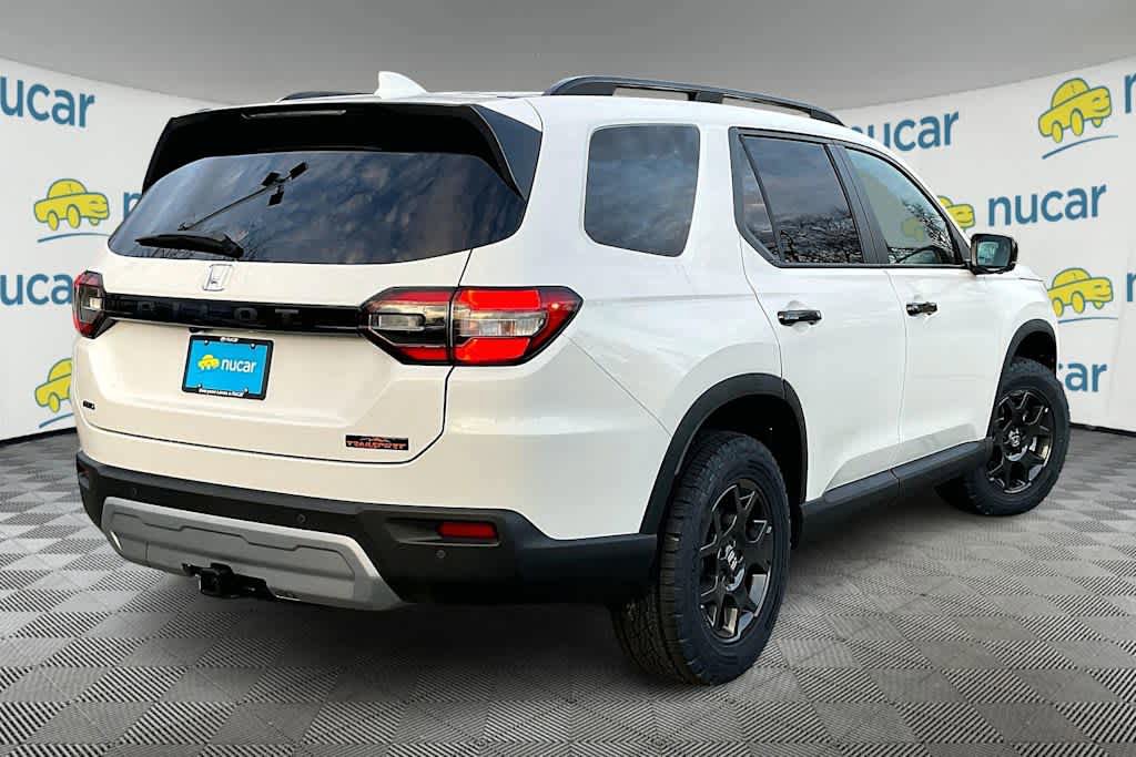 New 2025 Honda Pilot TrailSport image 6