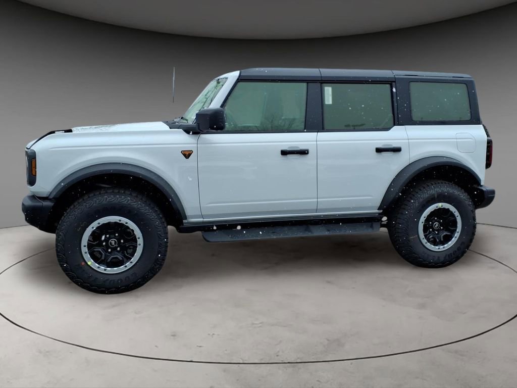 New 2026 Ford Bronco Badlands image 2