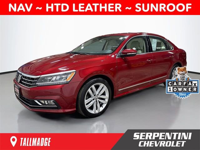 Used 2018 Volkswagen Passat 2.0T SEL Premium FWD image 1