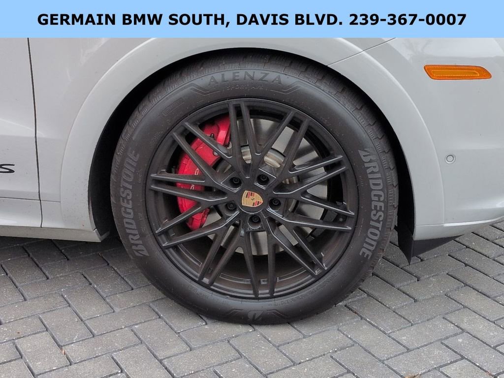 Used 2026 Porsche Cayenne GTS image 12