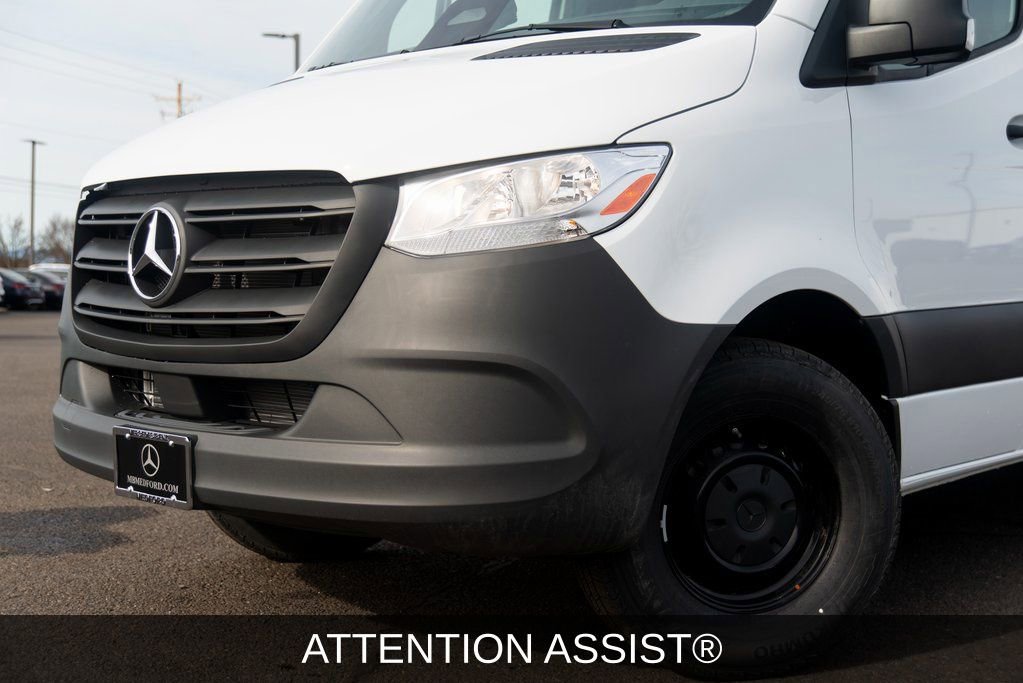 Used 2025 Mercedes-Benz Sprinter 2500 image 16