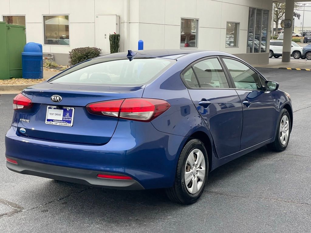 Used 2017 Kia Forte LX image 6