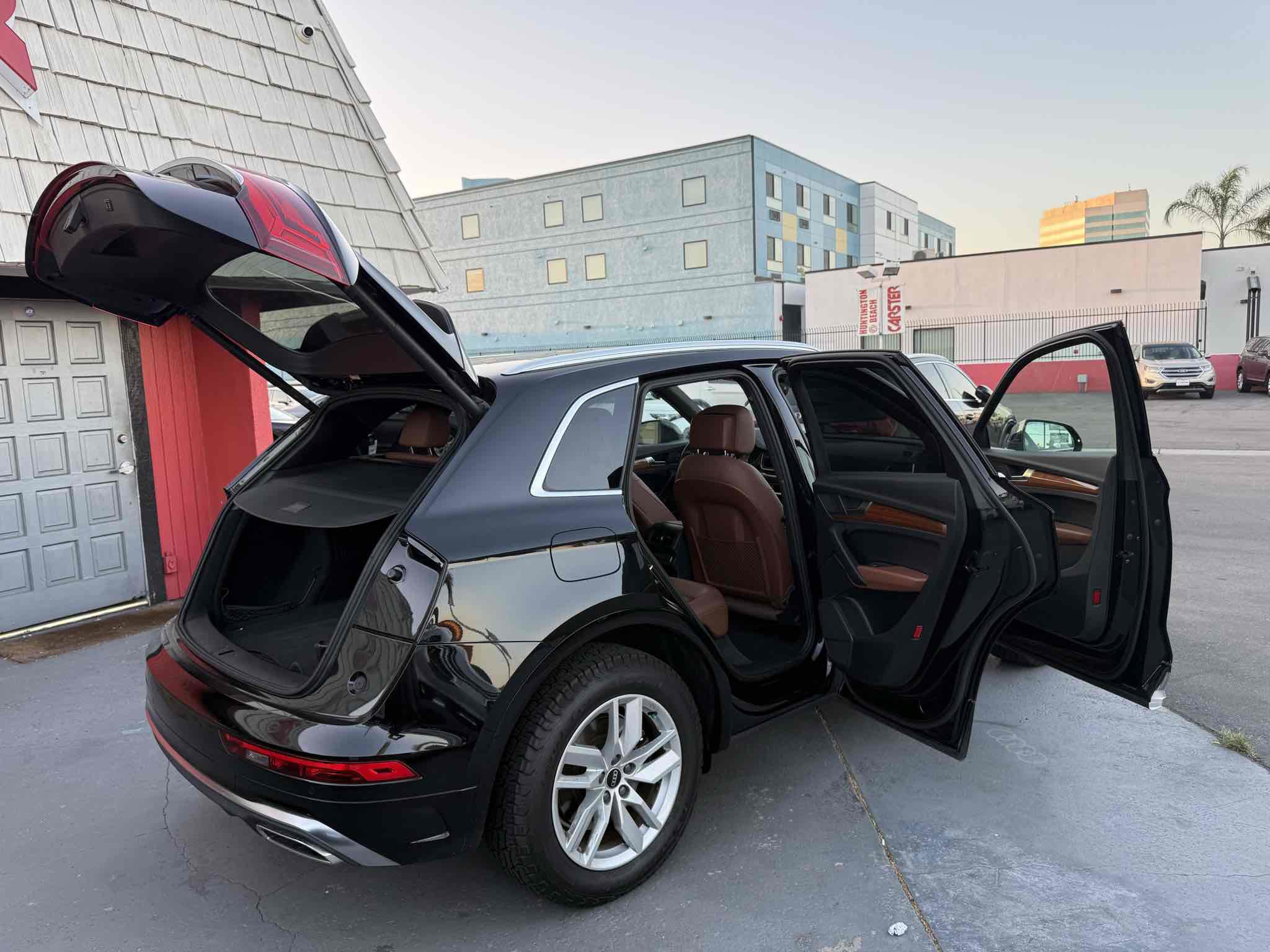 Used 2022 Audi Q5 2.0T Premium w/ Convenience Package image 44