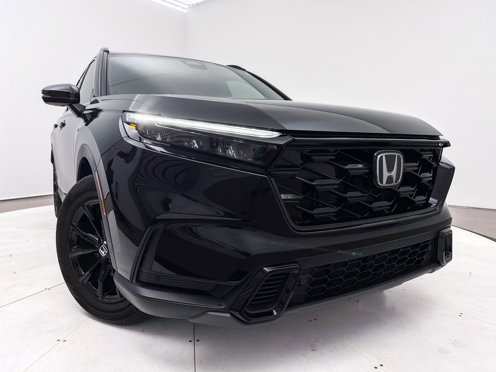 Used 2025 Honda CR-V Sport-L image 2