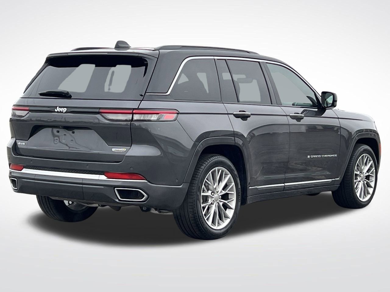 Used 2025 Jeep Grand Cherokee Summit image 6