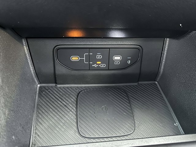 Used 2026 Kia Sportage SX FWD image 13