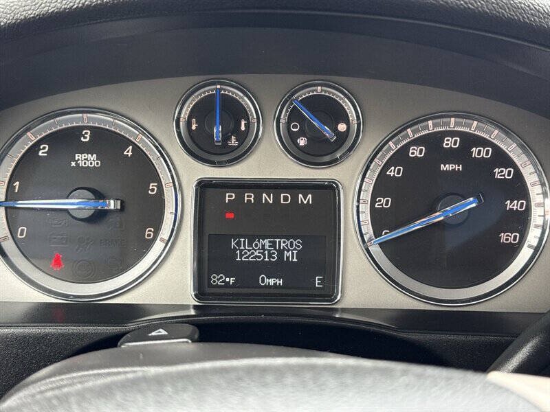 Used 2011 Cadillac Escalade AWD w/ Touring Package image 28