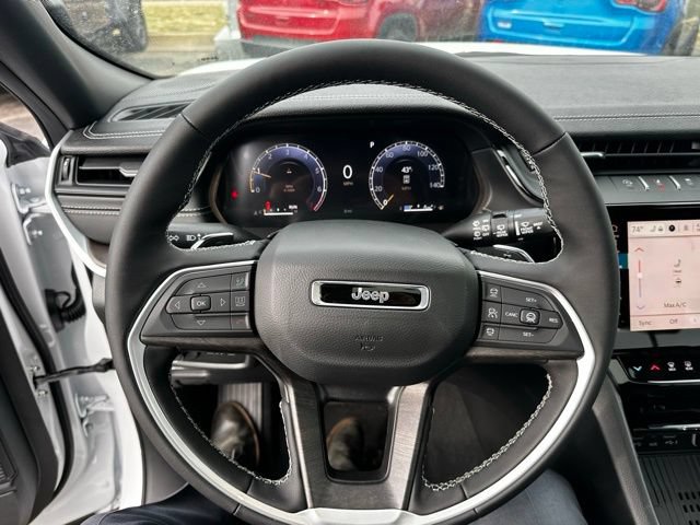 New 2026 Jeep Grand Cherokee Altitude AWD/4WD image 23
