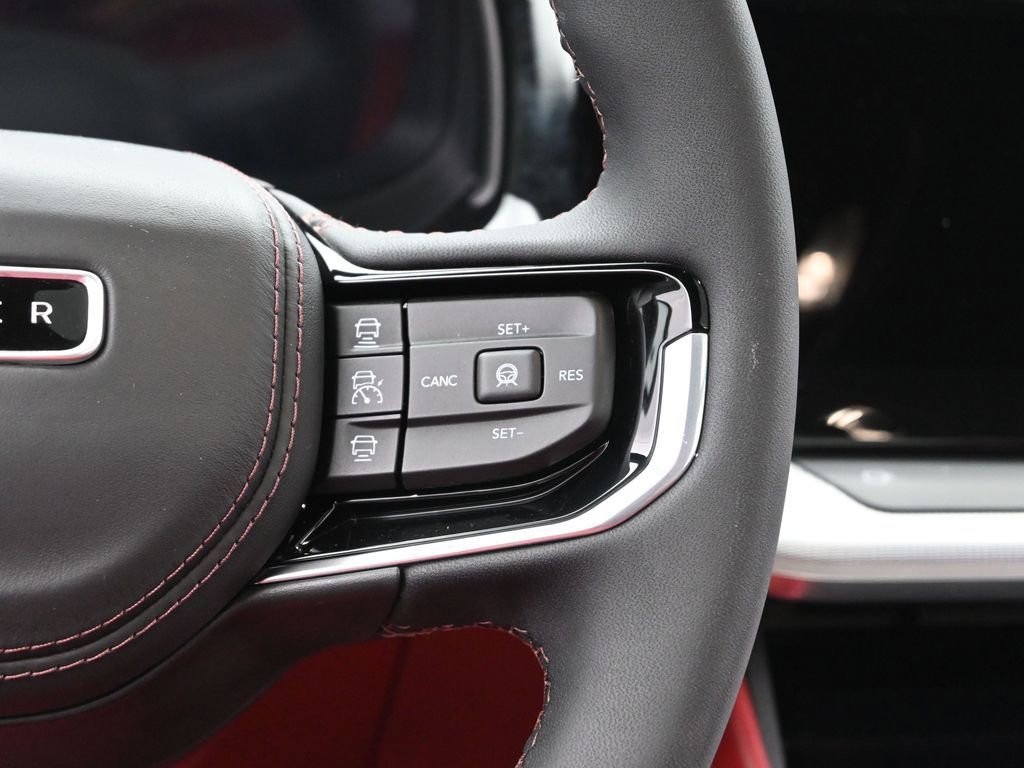 Used 2024 Jeep Wagoneer Launch Edition image 29