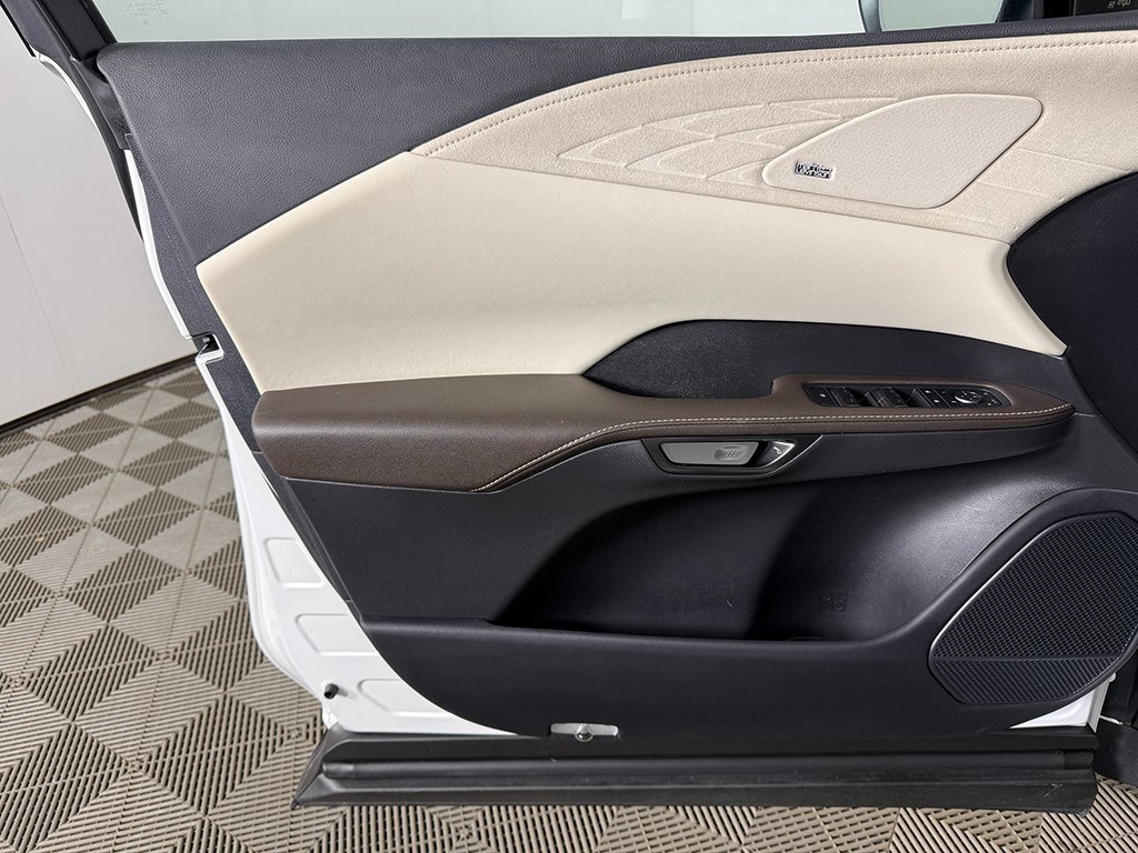 Used 2025 Lexus RX 450h AWD w/ Convenience Package image 25