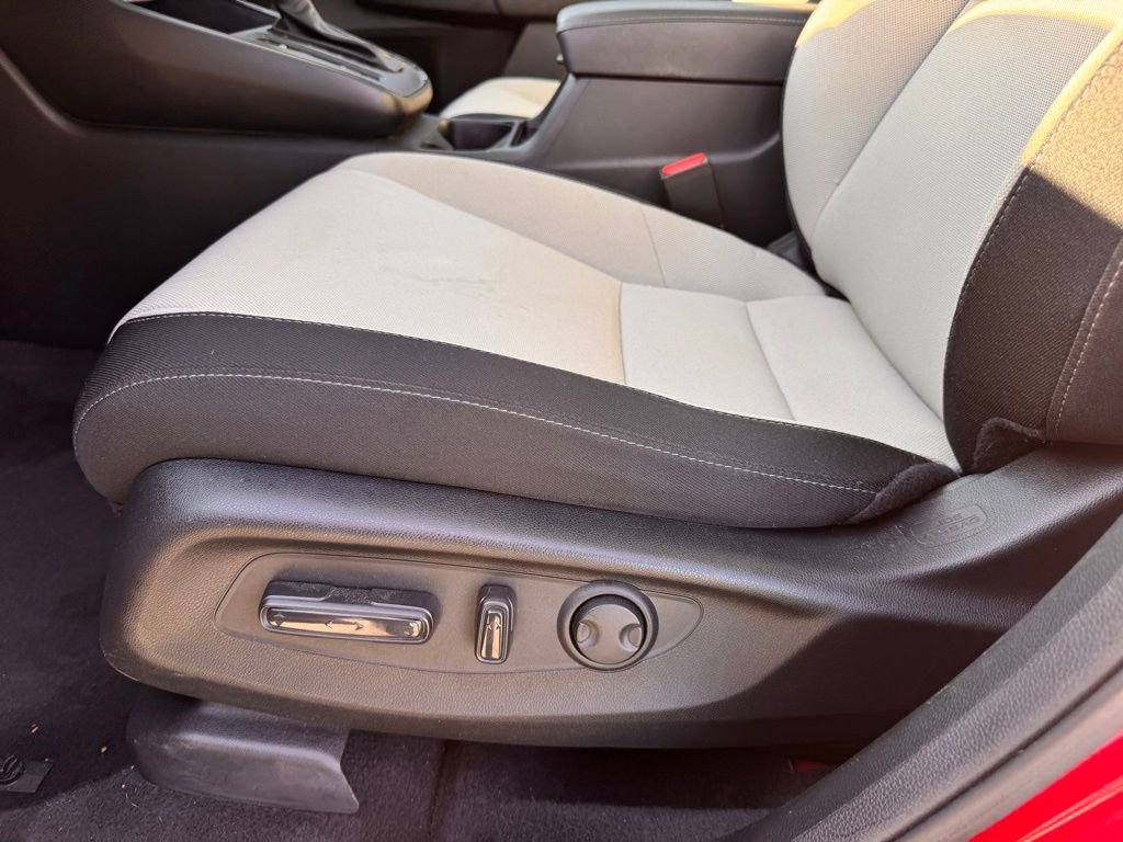 Used 2023 Honda CR-V EX image 12