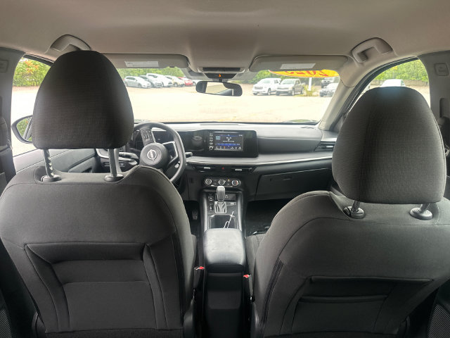 Used 2025 Nissan Kicks S FWD image 15
