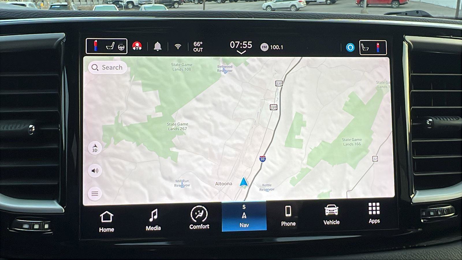 Used 2022 Chrysler Voyager LX image 26