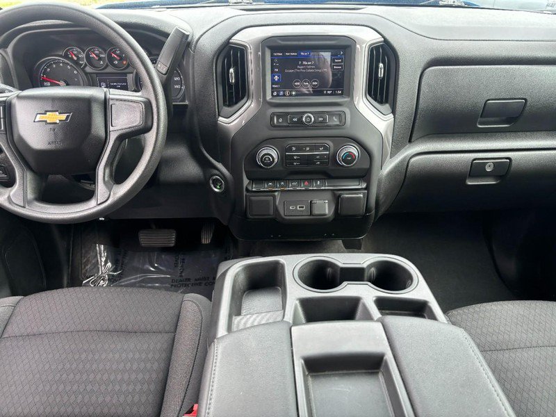 Used 2023 Chevrolet Silverado 1500 Custom AWD/4WD image 13