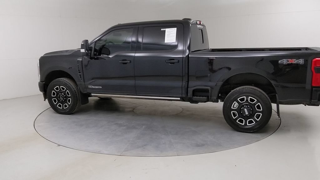 Certified 2025 Ford F250 Platinum AWD/4WD image 19
