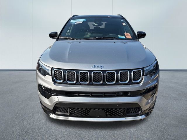 Used 2023 Jeep Compass Limited w/ Elite Group AWD/4WD image 6