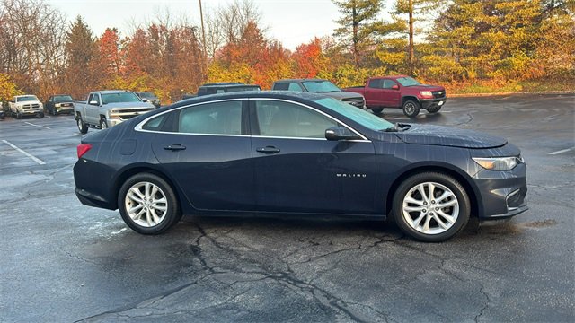 Used 2018 Chevrolet Malibu LT image 28