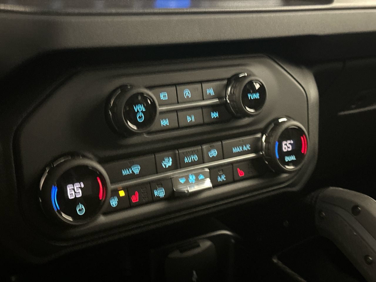 New 2025 Ford Bronco Raptor w/ Interior Carbon Fiber Pack AWD/4WD image 34