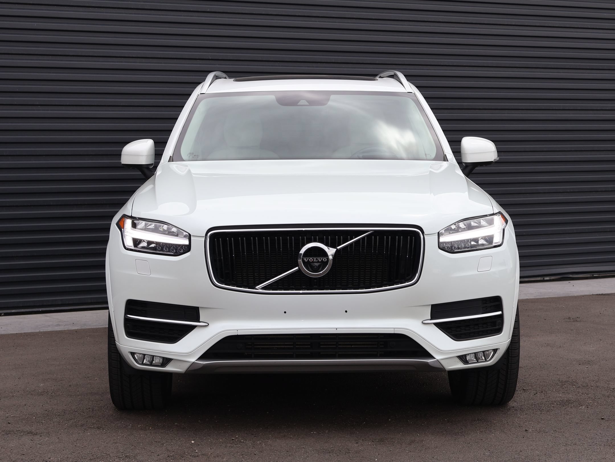 Used 2019 Volvo XC90 T6 Momentum w/ Advanced Package AWD/4WD image 2
