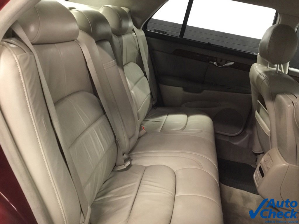 Used 2000 Cadillac De Ville DHS w/ Safety/Security Pkg FWD image 31