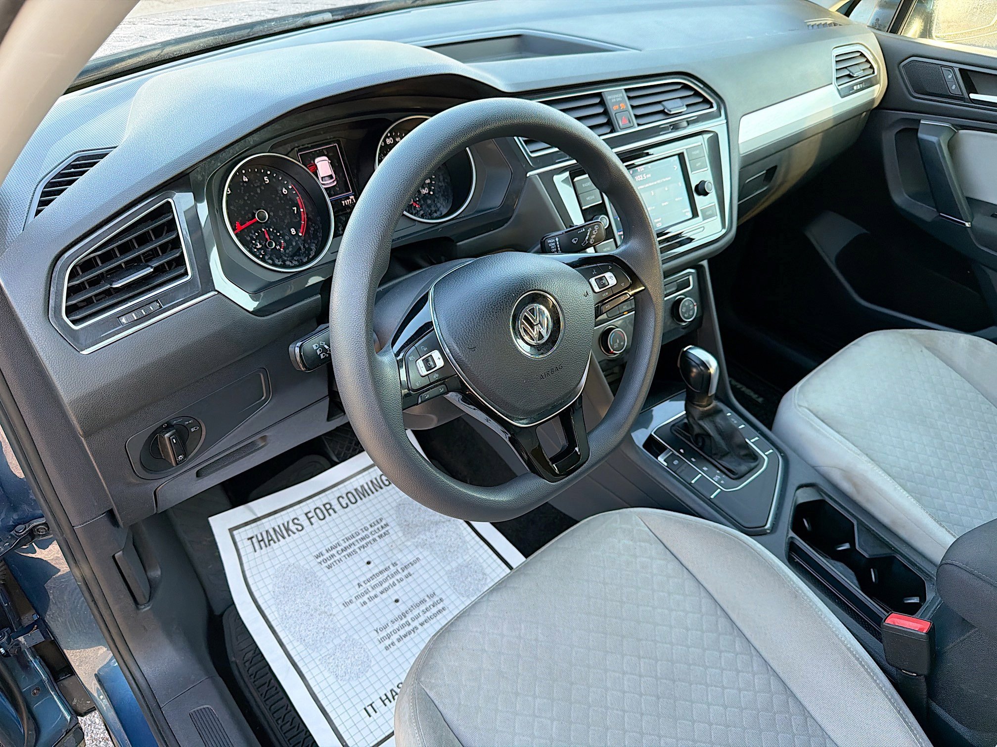 Used 2020 Volkswagen Tiguan S image 24