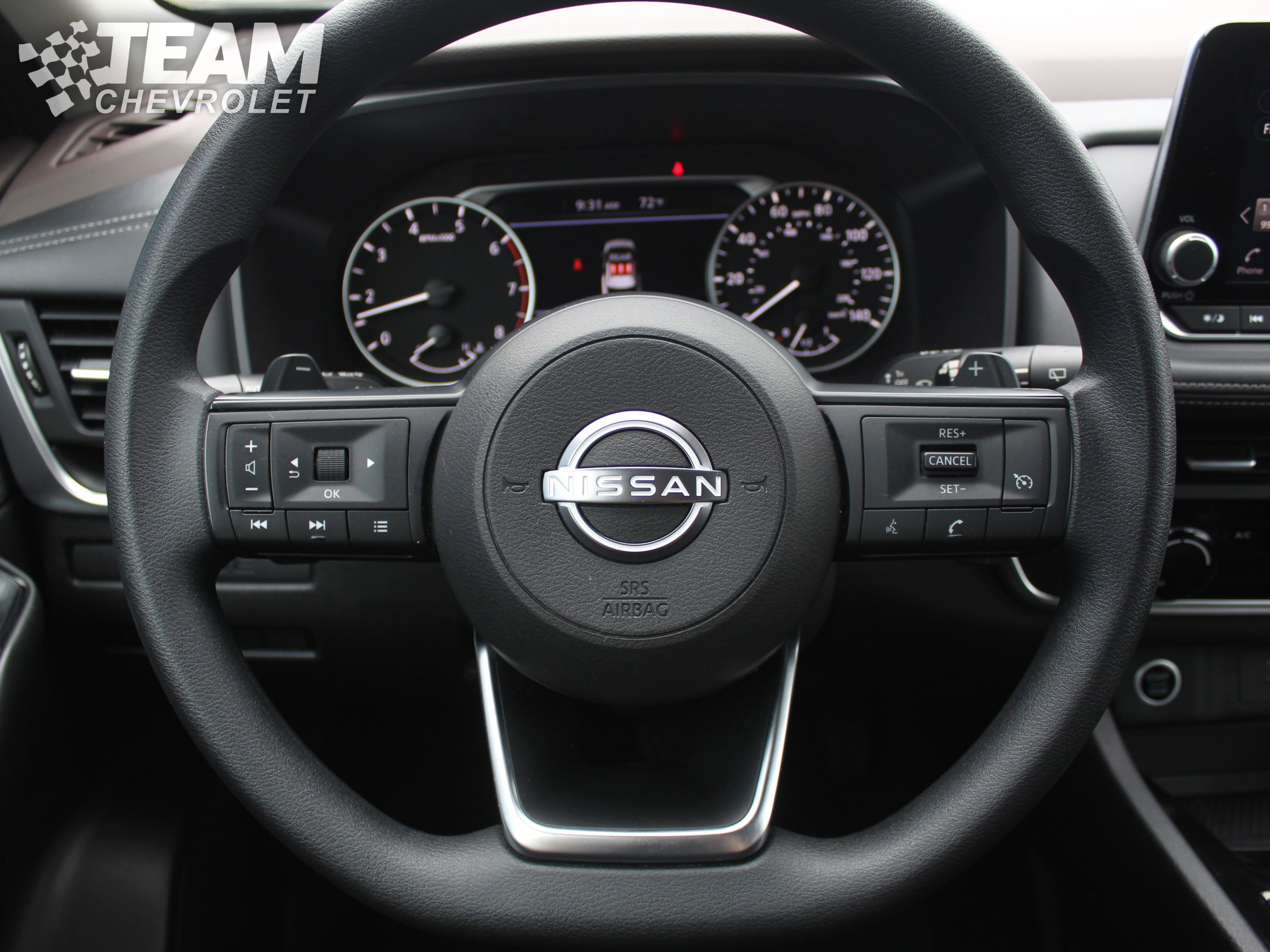 Used 2023 Nissan Rogue S AWD/4WD image 13