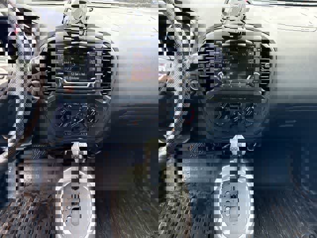 Used 2017 Nissan Juke S image 20