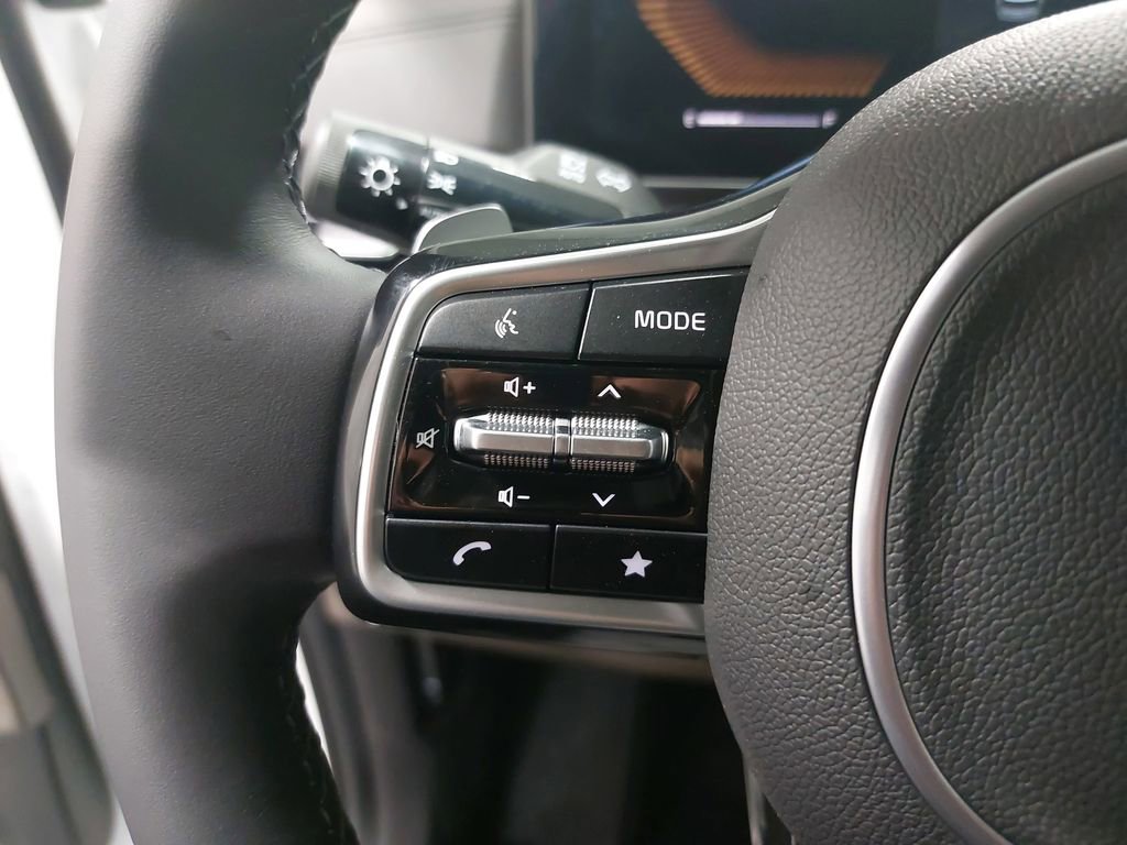 New 2026 Kia Carnival LXS image 18