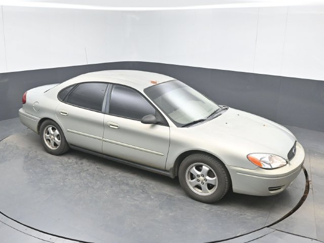 Used 2006 Ford Taurus SE