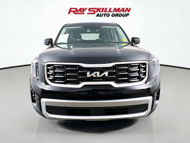 Used 2024 Kia Telluride S w/ S Sunroof Package FWD image 2