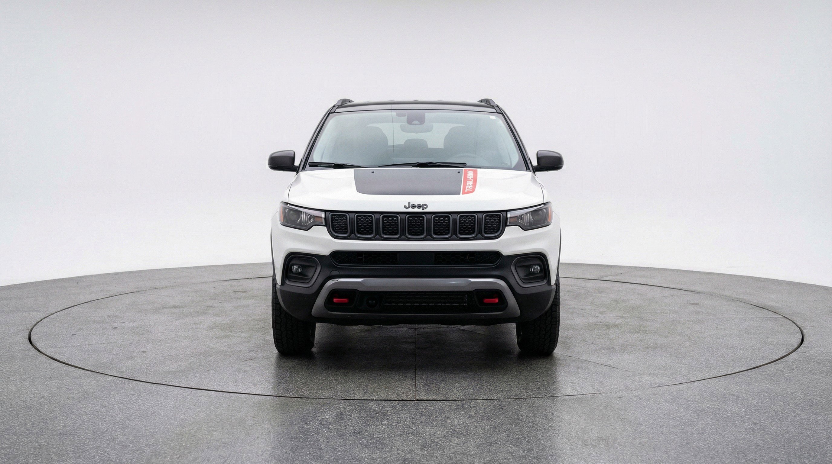 Used 2025 Jeep Compass Trailhawk AWD/4WD image 2