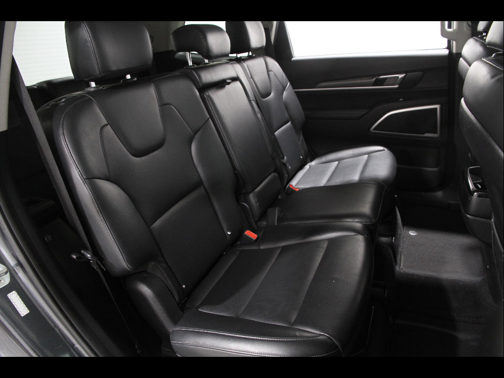 Used 2021 Kia Telluride LX FWD image 16