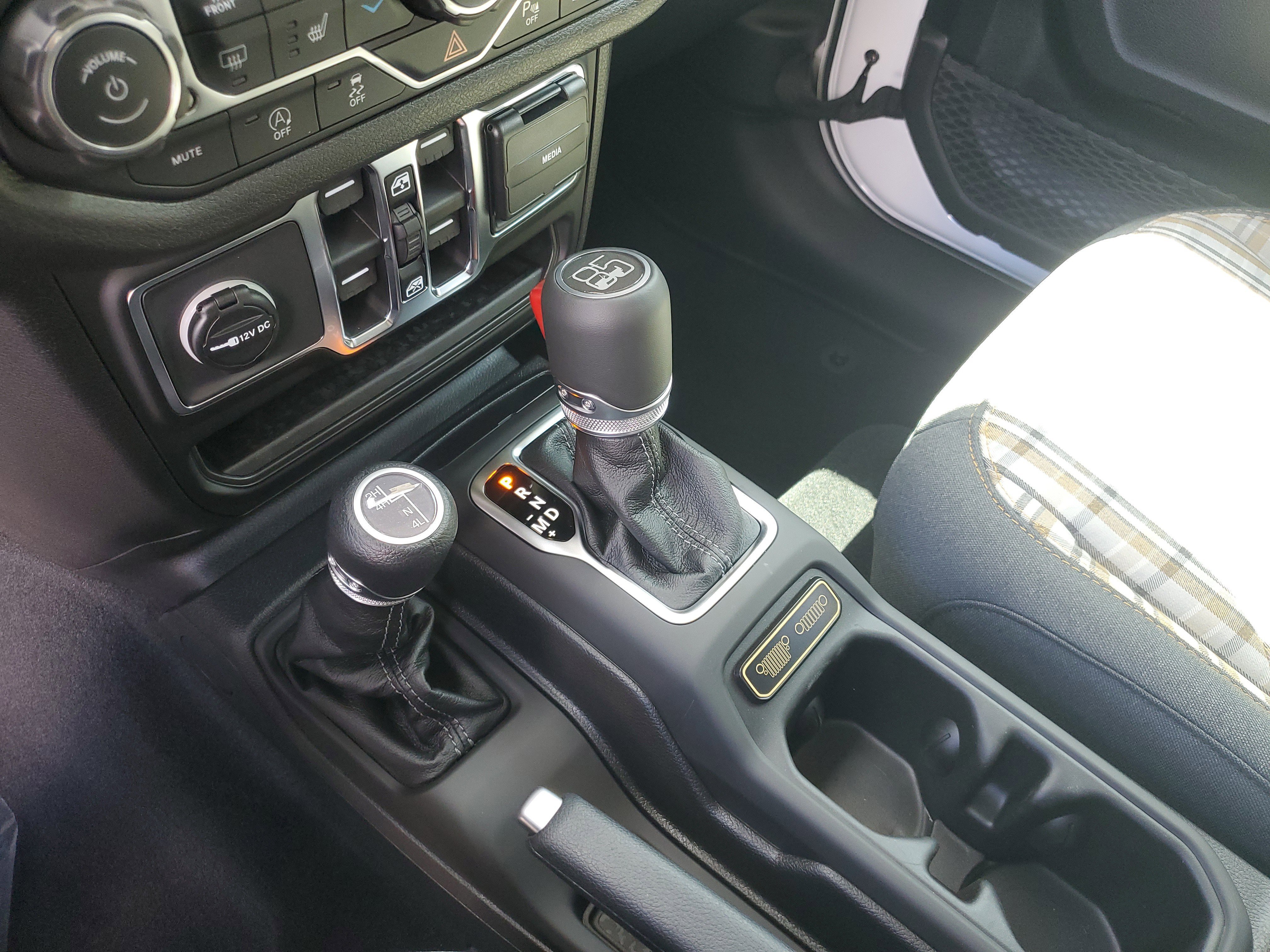 New 2026 Jeep Wrangler Unlimited Sport AWD/4WD image 19