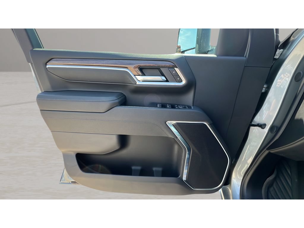New 2026 Chevrolet Silverado 3500 LT w/ All Star Edition AWD/4WD image 26