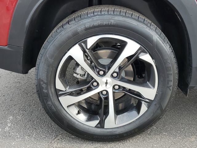 Certified 2024 Chevrolet Trax RS w/ Driver Confidence Package image 9