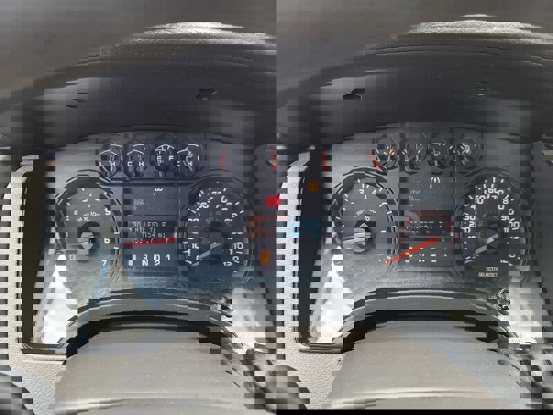 Used 2010 Ford F150 STX AWD/4WD image 12