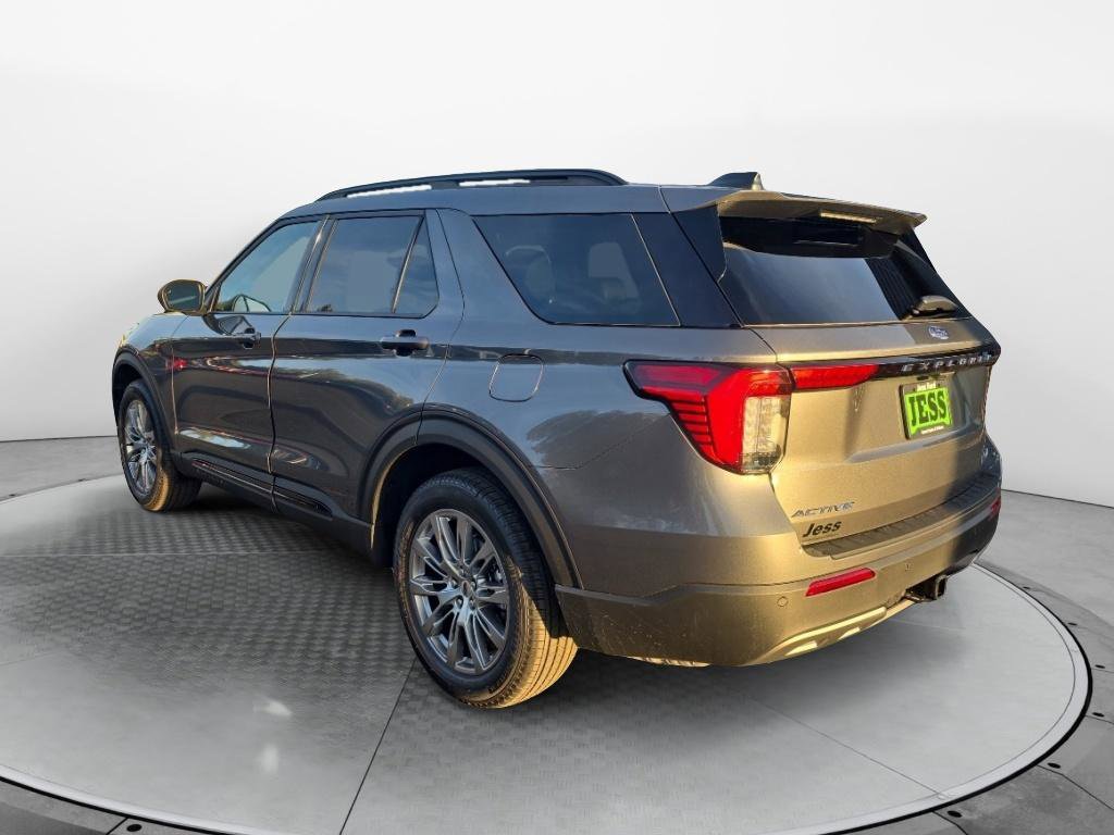 New 2026 Ford Explorer Active w/ Active Comfort Package image 3