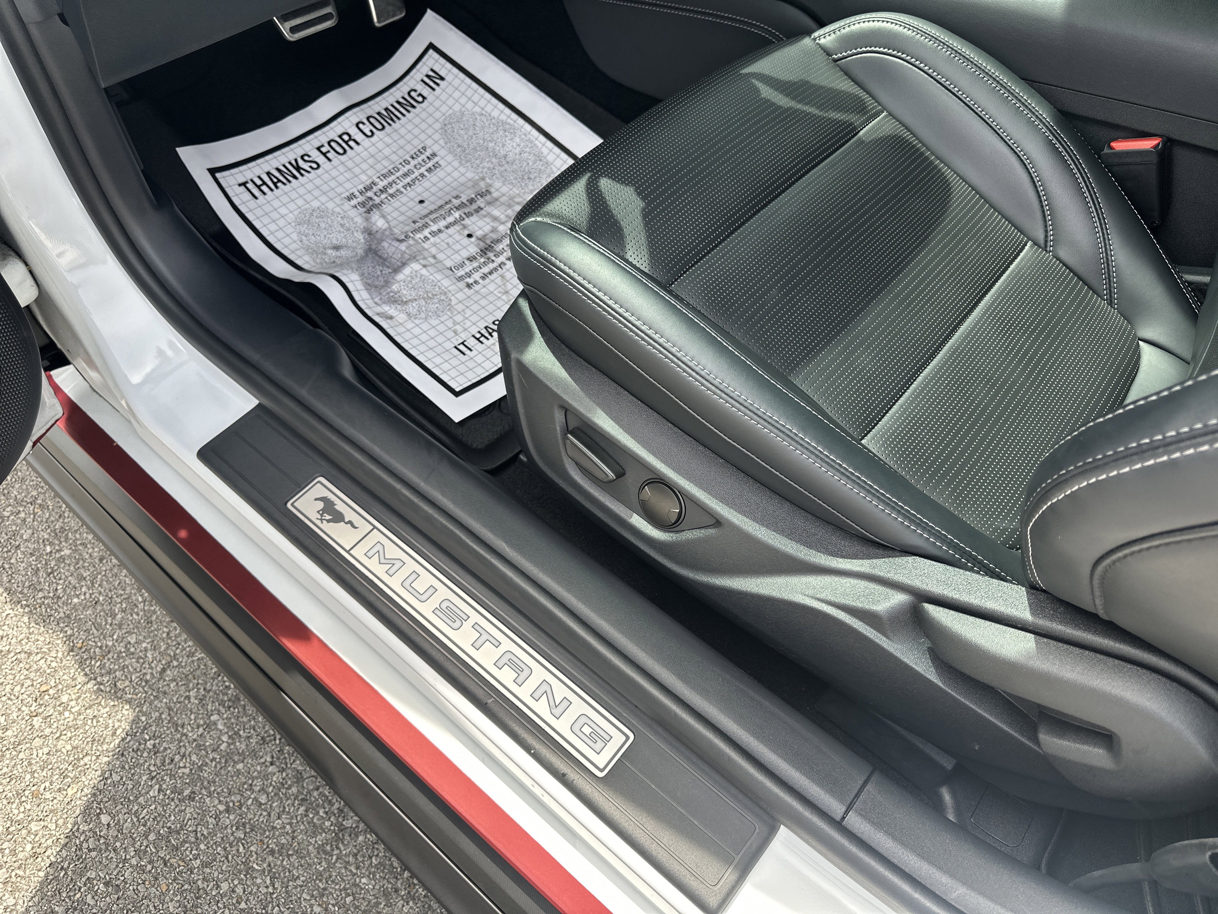 Used 2024 Ford Mustang GT Premium image 17